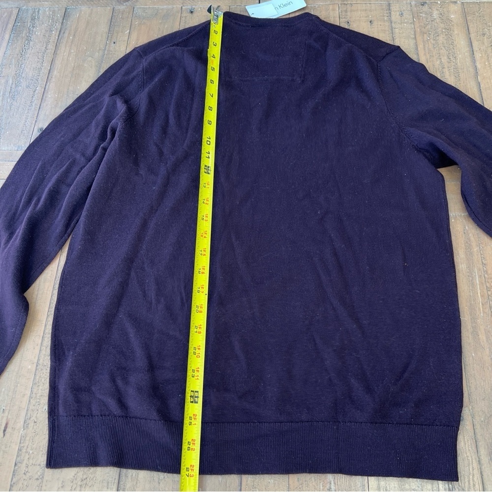 Calvin Klein Extra Fine Merino Wool V-neck Sweater Mens Medium Dark Chestnut NWT - Picture 8 of 10